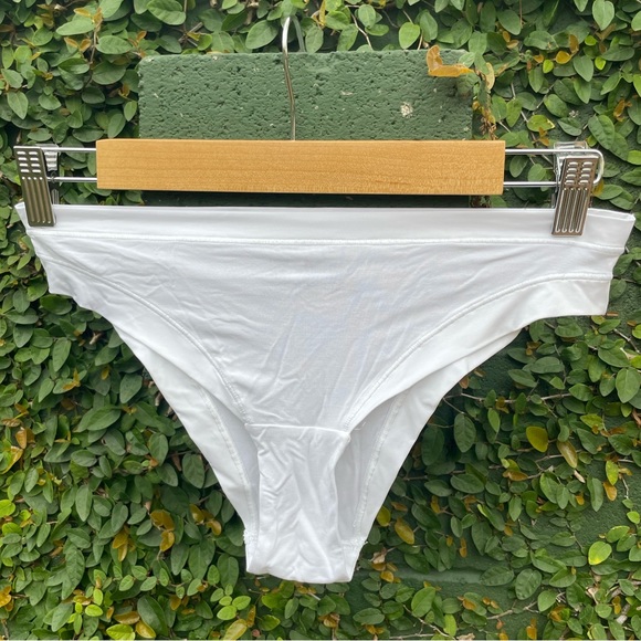 NWOT | Marks & Spencers | 3pk Flexifit™ Modal High Leg Panties | Size M - Picture 14 of 16